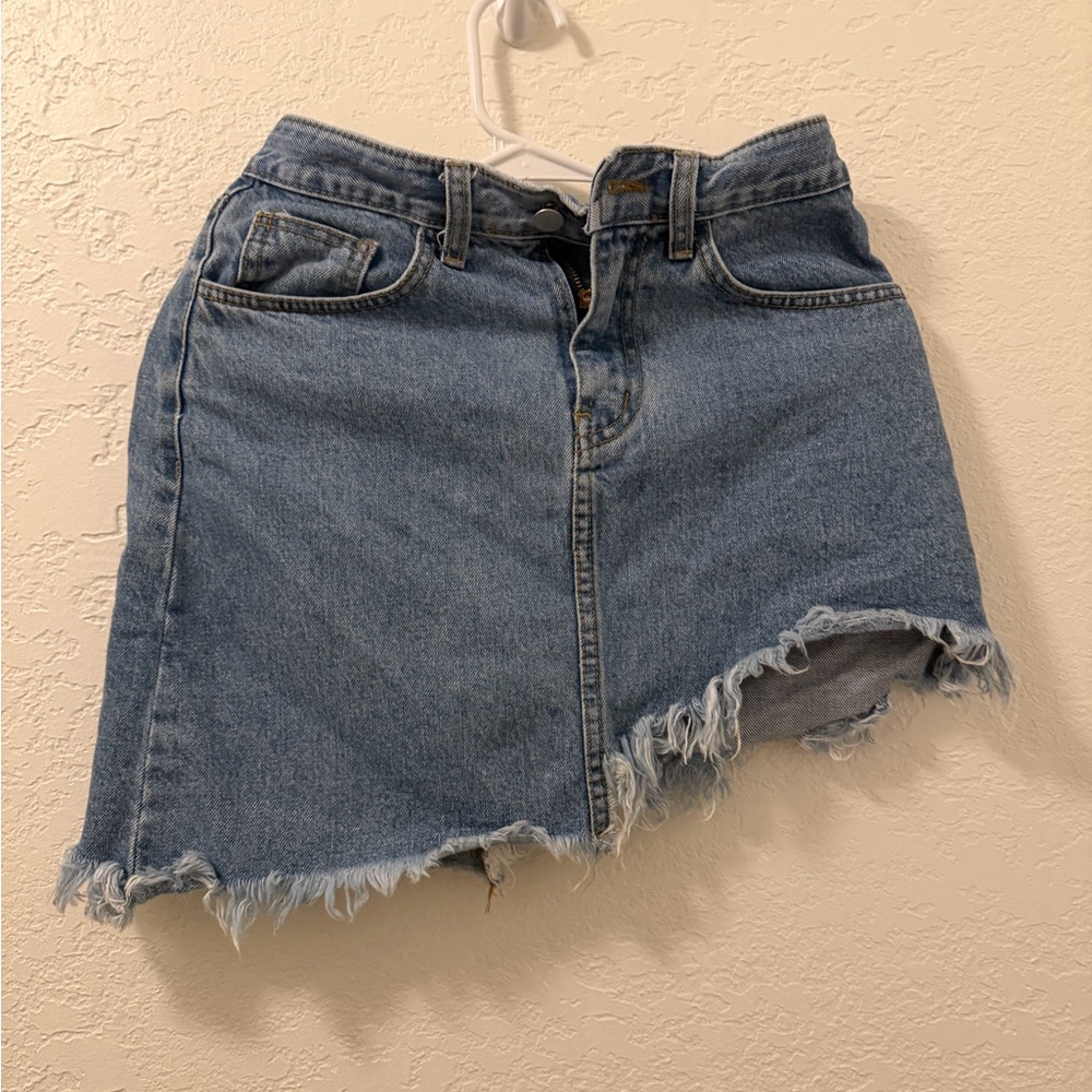 Frayed Hem Denim Skirt